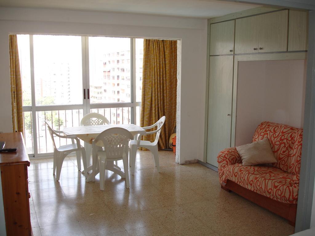 Bermudas Studio - Zand Properties Benidorm Bagian luar foto